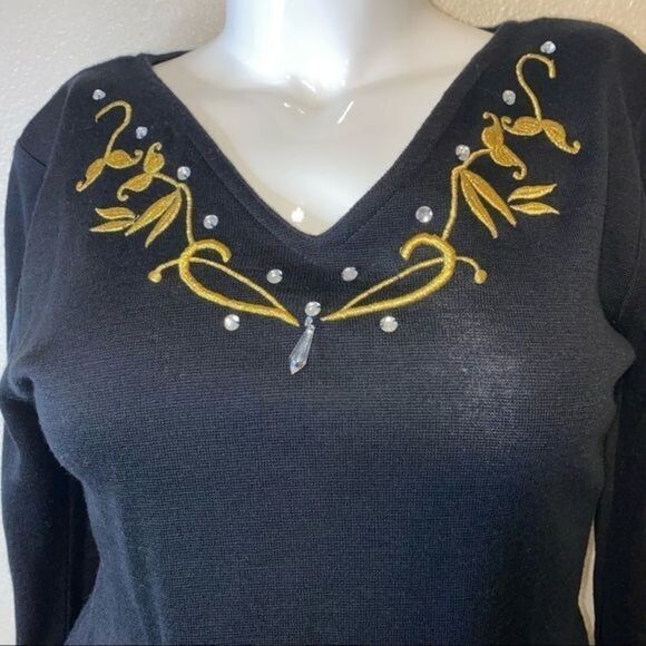 Vintage L'eau Vive knit embroidered shirt‎ with metallic gold maxi lined skirt - Picture 4 of 16